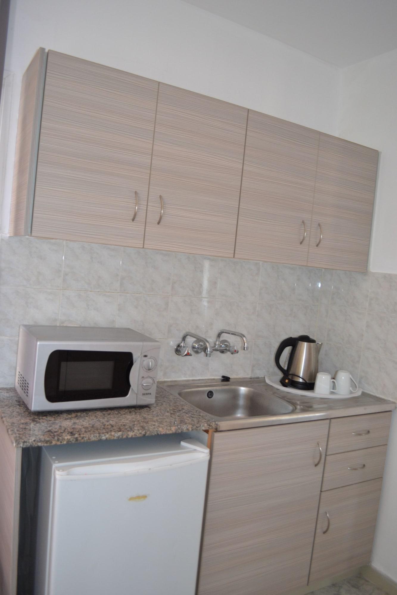 Irenes Tourist Apartments Лимасол Экстерьер фото