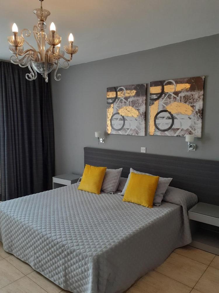 Irenes Tourist Apartments Лимасол Экстерьер фото